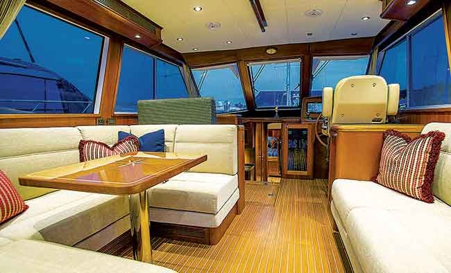 Interior of 46 Eastbay FB motorboat salon