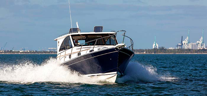 Pilot-house powerboat