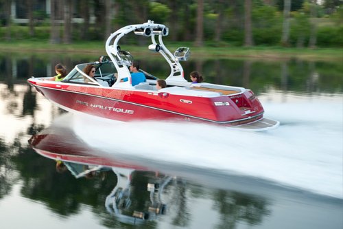 Correct Craft Sport Nautique 200 Multisport Boat