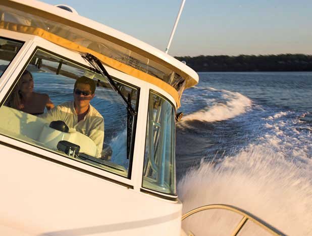 Powerboating on the Lake