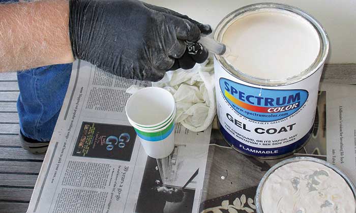 Mixing gelcoat