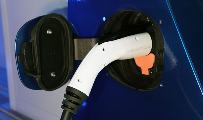 Fuel up General Motors electric pontoon boat