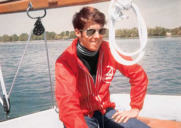 College sailing team