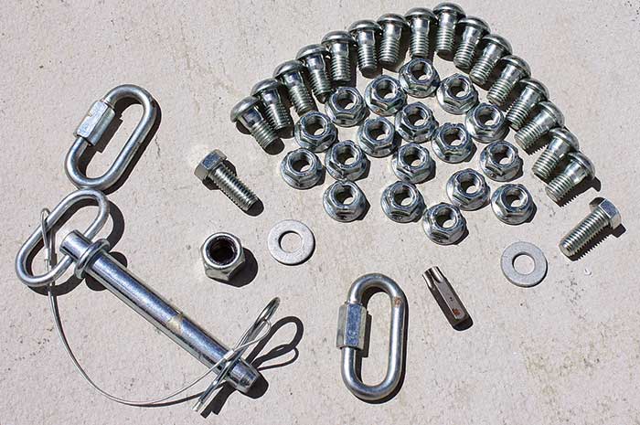 Trailer tongue hinge hardware