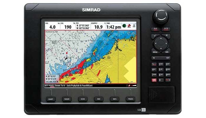 Simrad NSE 8 multi-function display