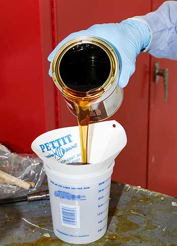 Filtering varnish