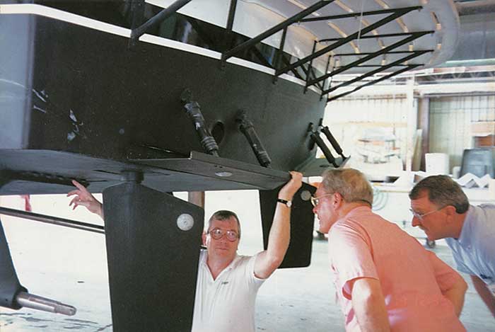 Inspecting the kneel