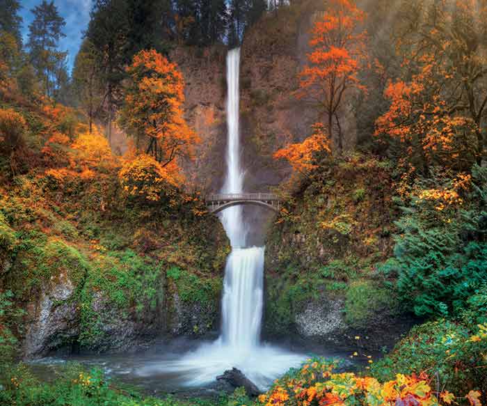 Autumn scenery on the Columbia River