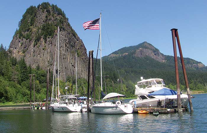 The marina at Beacon Rock State Park