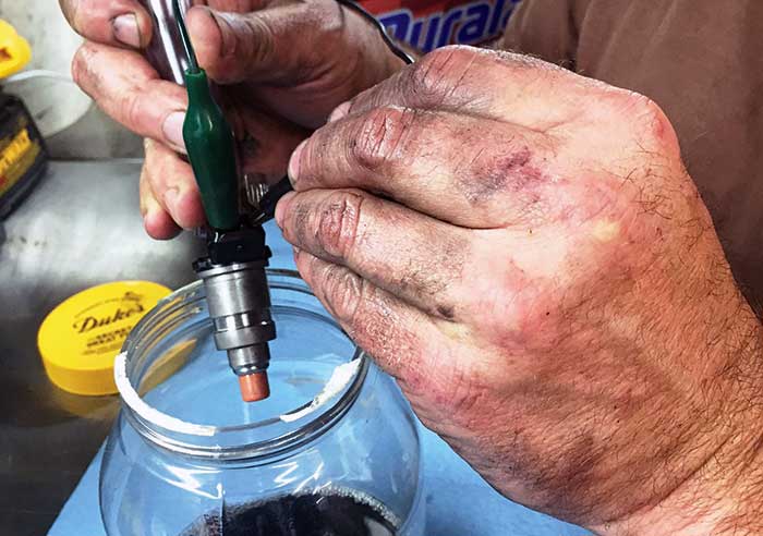 Injector spray test