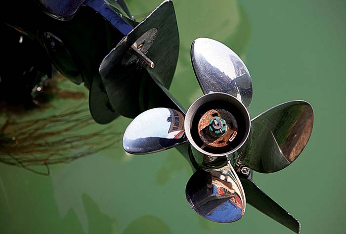 Propeller underwater