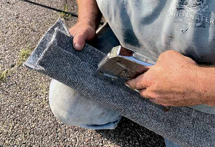 Attaching waterproff carpet to bunks