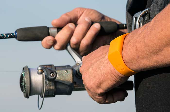 Sea tag worn while fishing