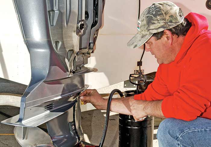 Changing oil in lower unit