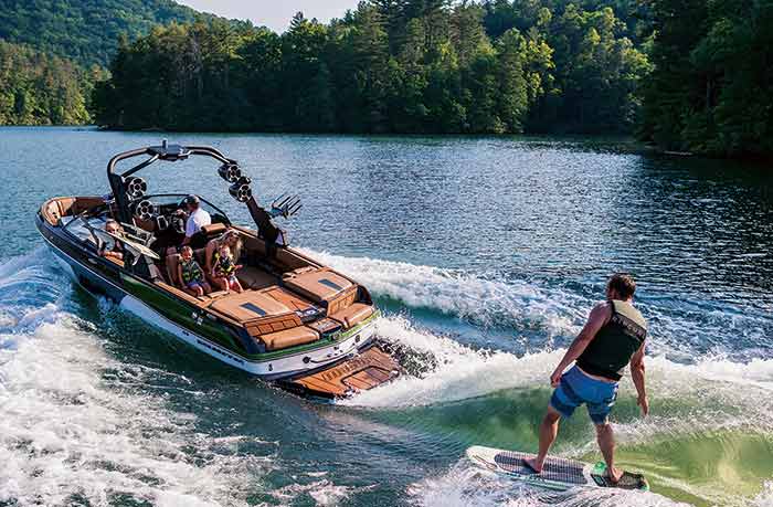 Malibu Wakesetter 23 LSV