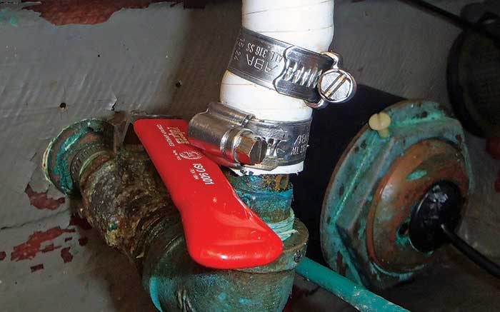 Proper fitting hose clamp