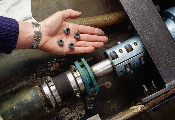 Repack a stuffing box step 1