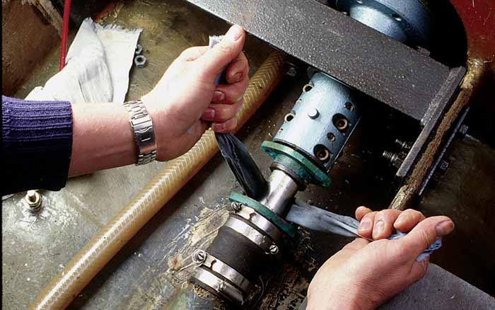 Repack a stuffing box step 4