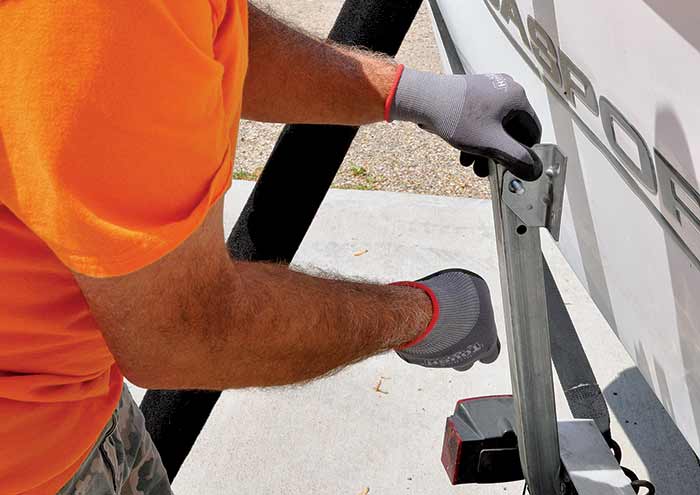 Bolt swivel brackets