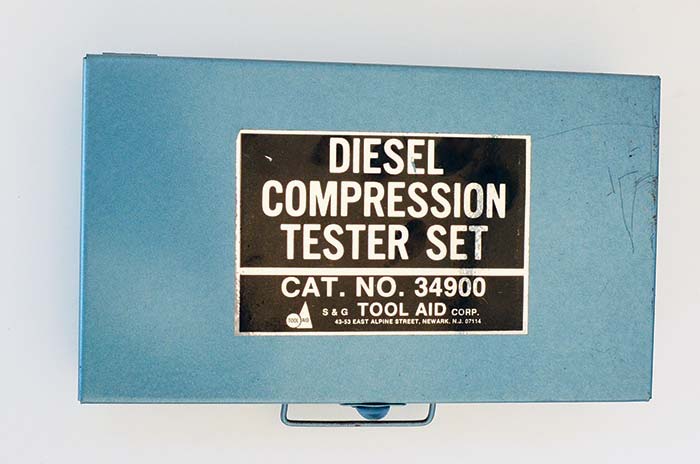 Compression testing set