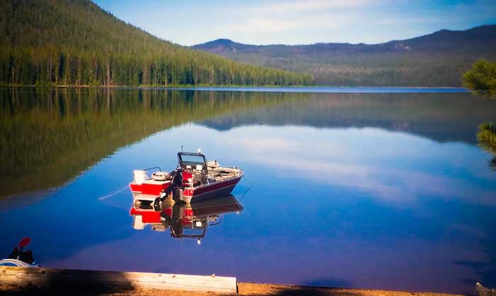 Fishing boat at Cultus Lake, Orego