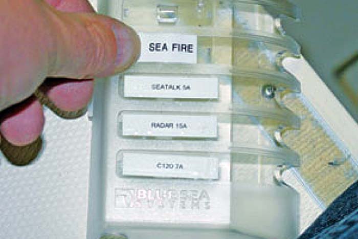 Making power connections to fuse box