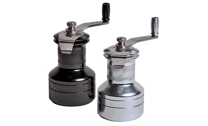 Black and silver salt and pepper grinder set.