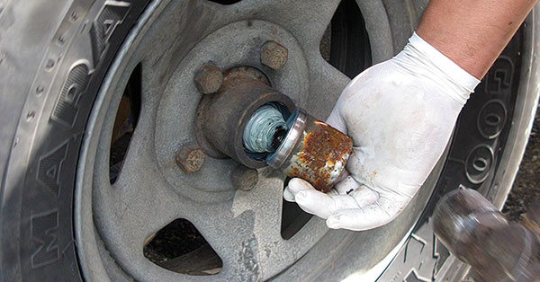 12 Steps To Repack Or Replace Your Trailer Tire Bearings BoatUS