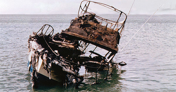 Gasoline Refueling Dangers | BoatUS