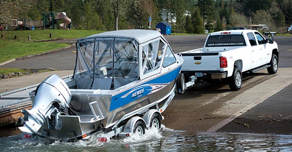 Troubleshooting Trailer Lights | BoatUS